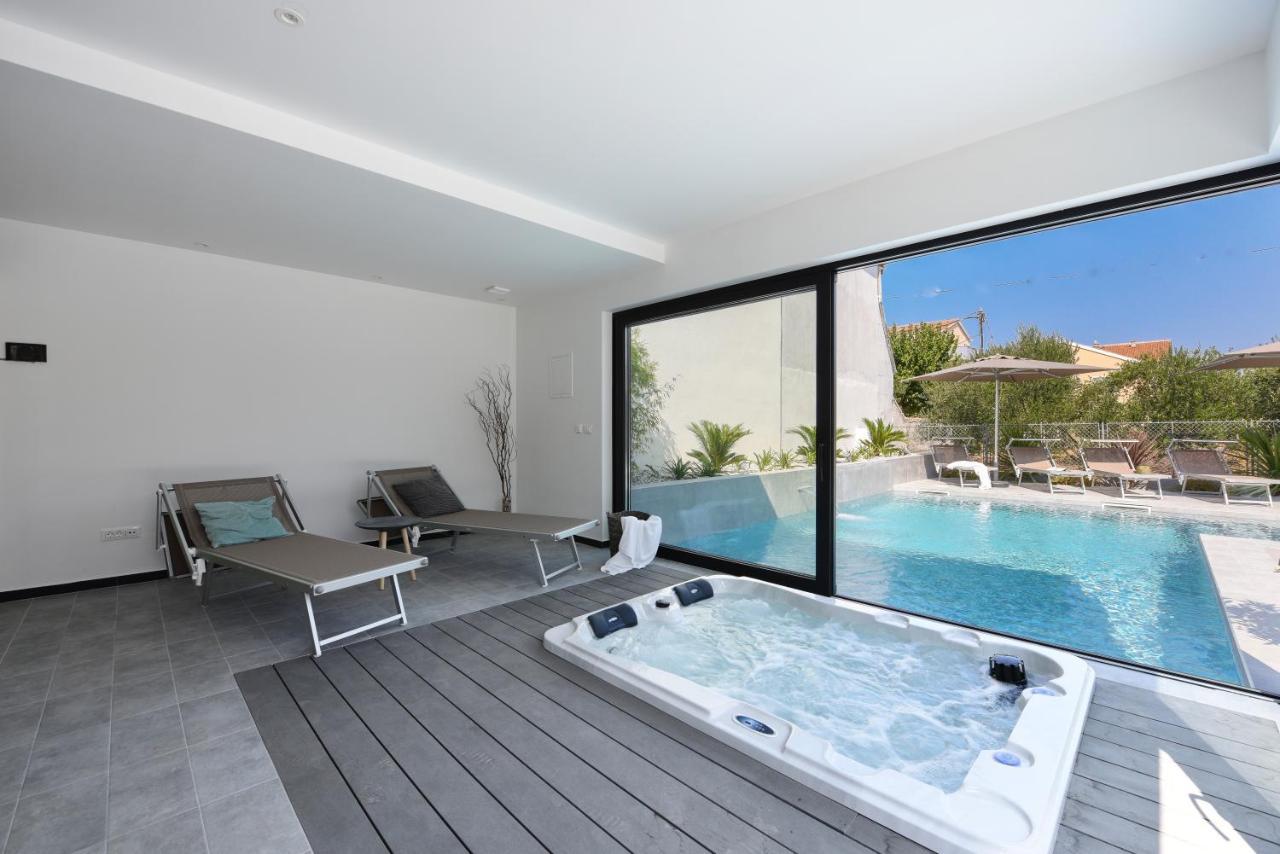 Villa Omnia Ζαντάρ Εξωτερικό φωτογραφία