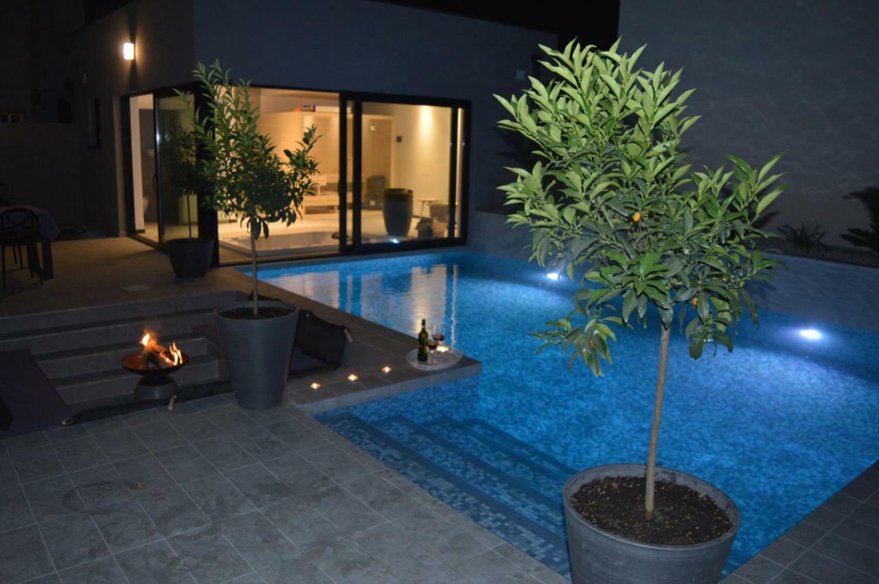 Villa Omnia Ζαντάρ Εξωτερικό φωτογραφία