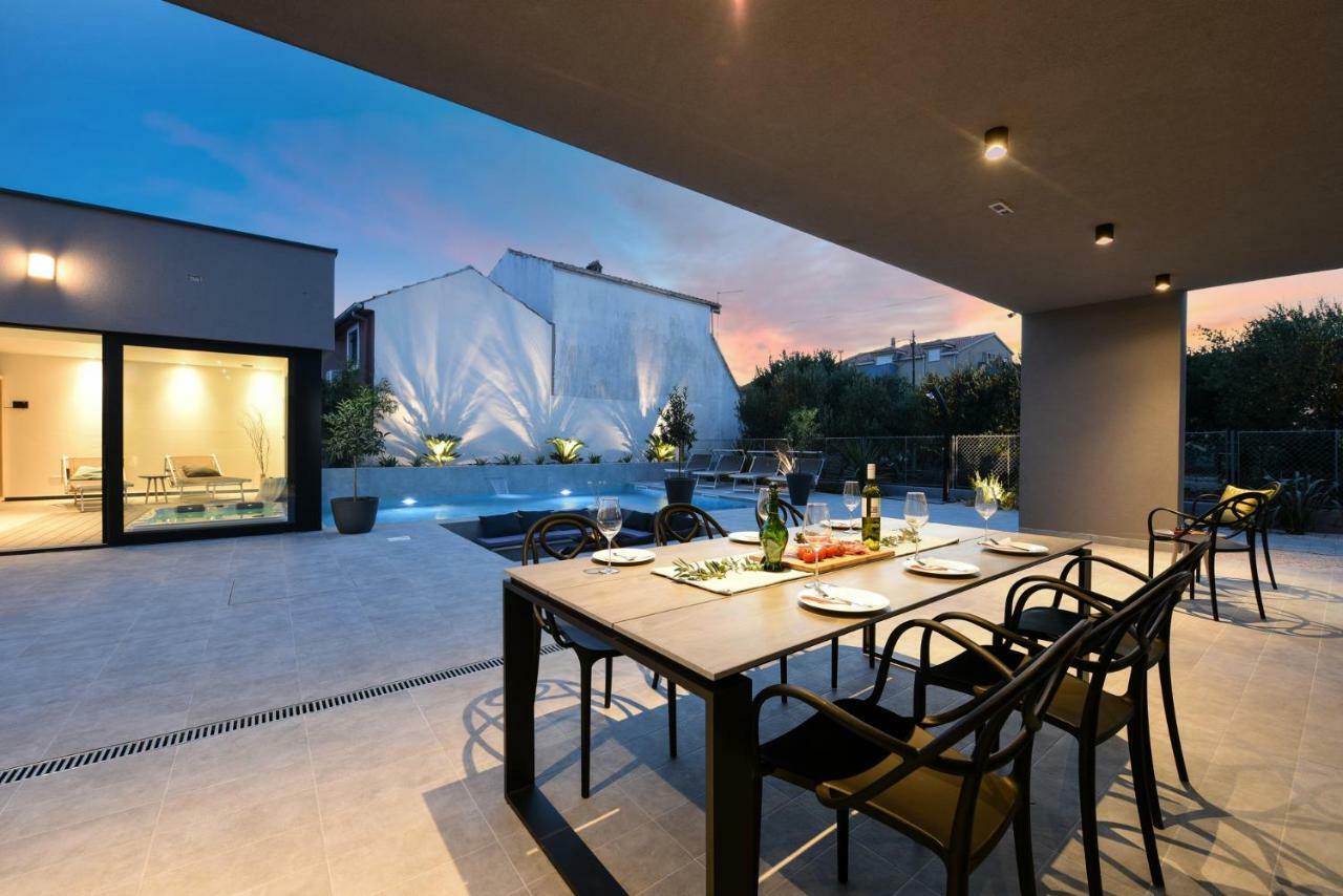 Villa Omnia Ζαντάρ Εξωτερικό φωτογραφία
